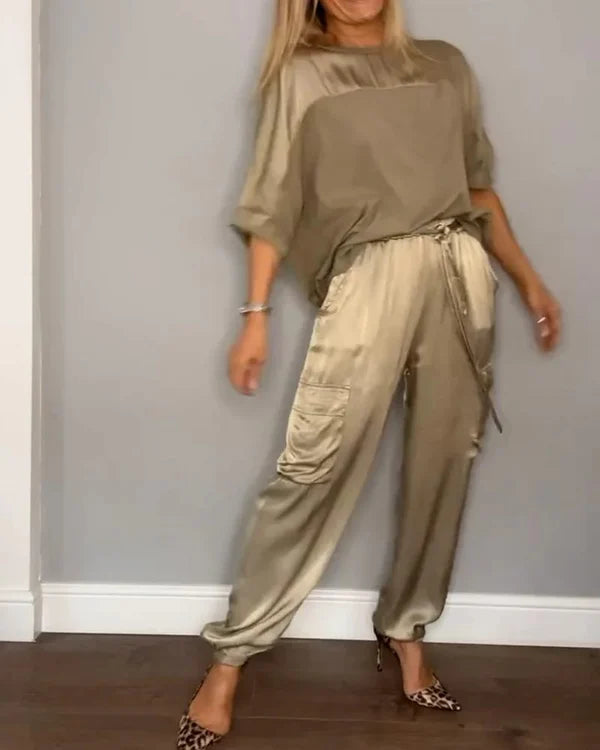 Margaret – Elegant Satin Set